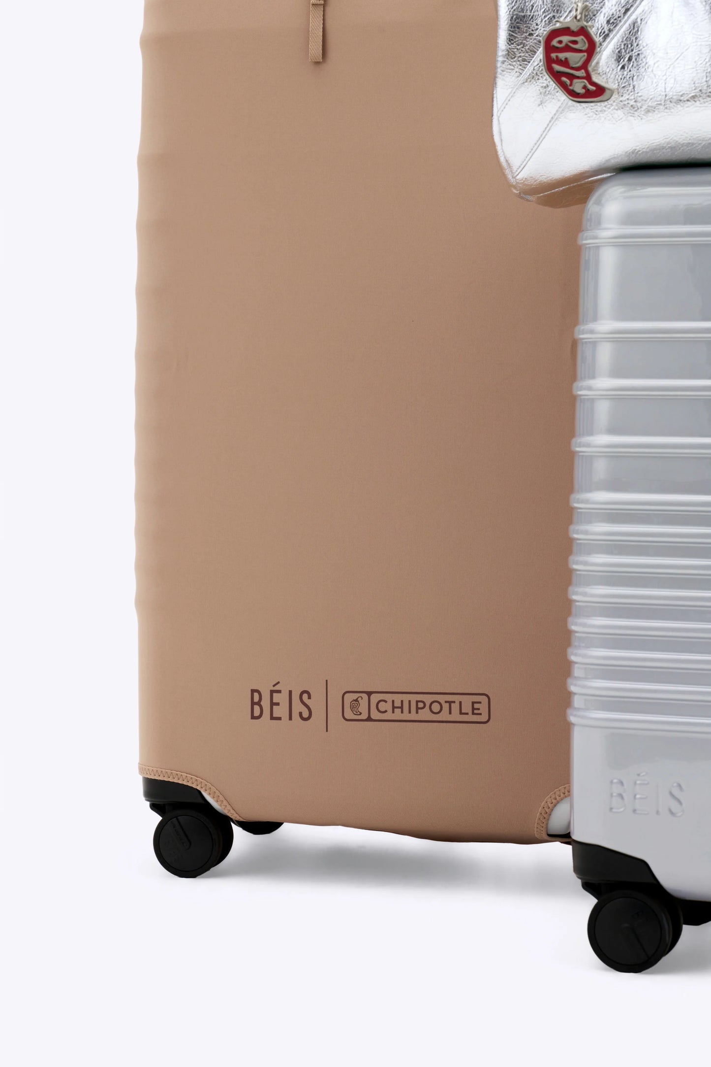 BÉIS x Chipotle The Large Check-In Cover in Brown