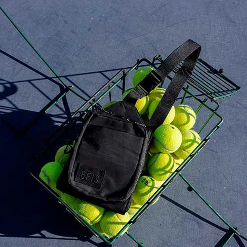 The Sport Sling in Black